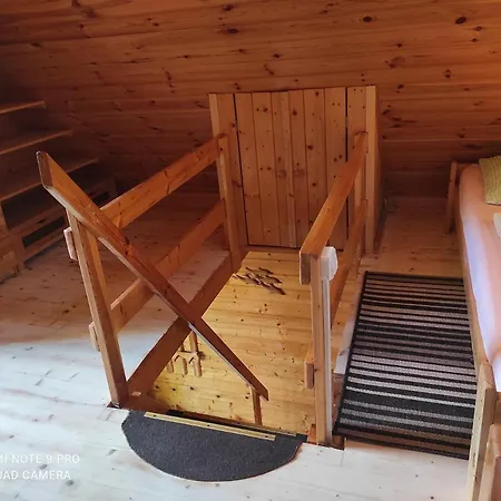 Domek letniskowy Chatki Saturnina I