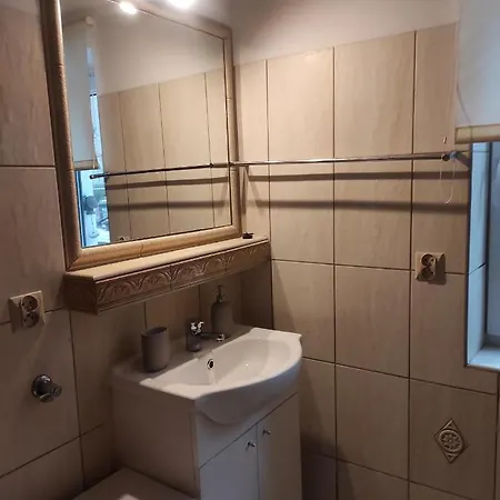 Chatki Saturnina I Domek letniskowy