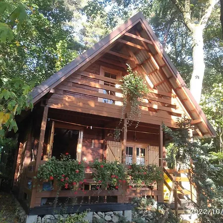 ロッジ Chatki Saturnina I