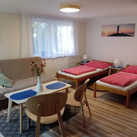 Chatki Saturnina I Lodge *