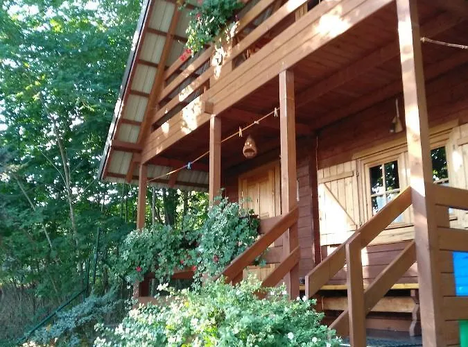 Chatki Saturnina I *